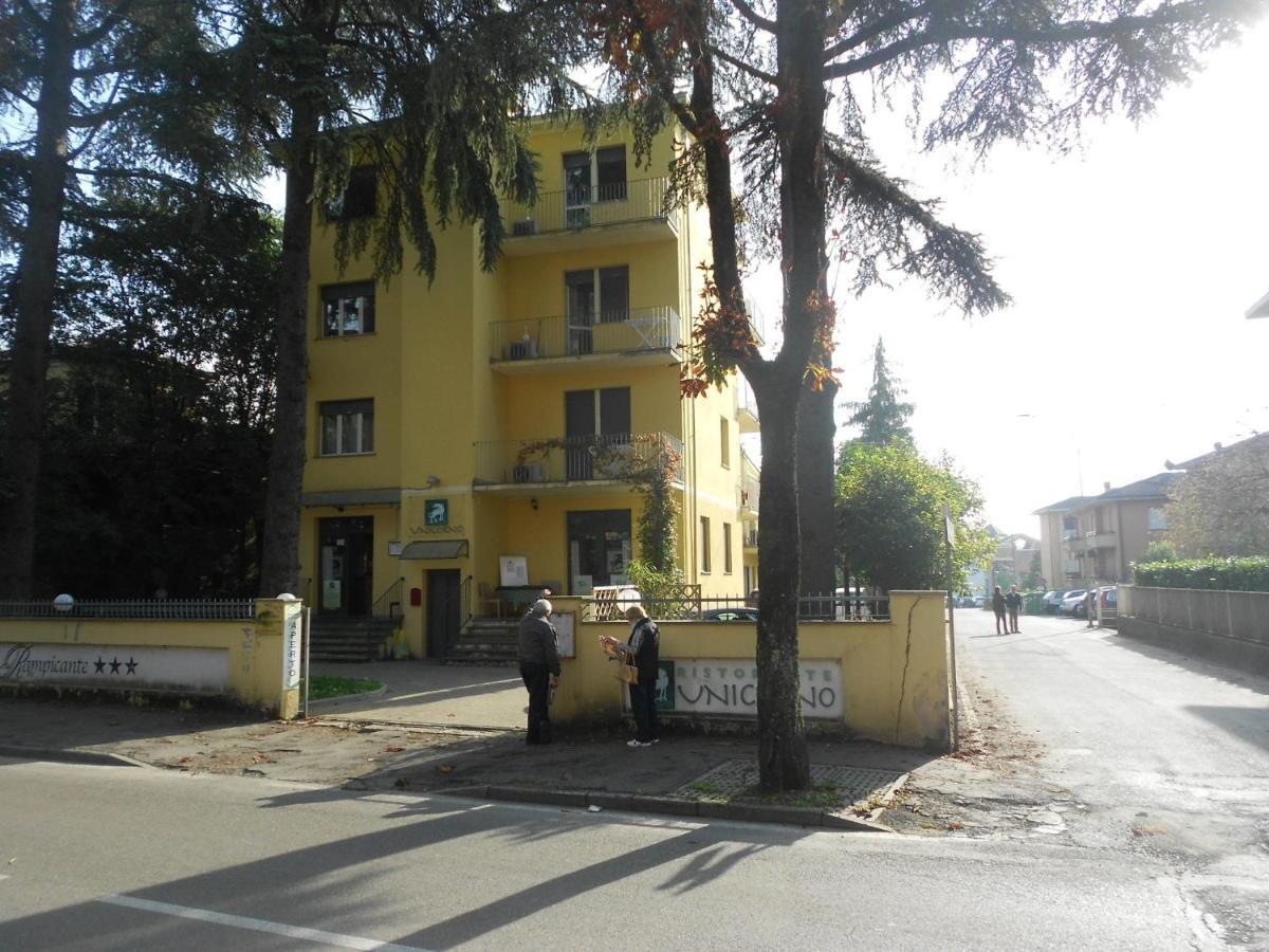 Residence Il Rampicante Monticelli Terme Eksteriør billede