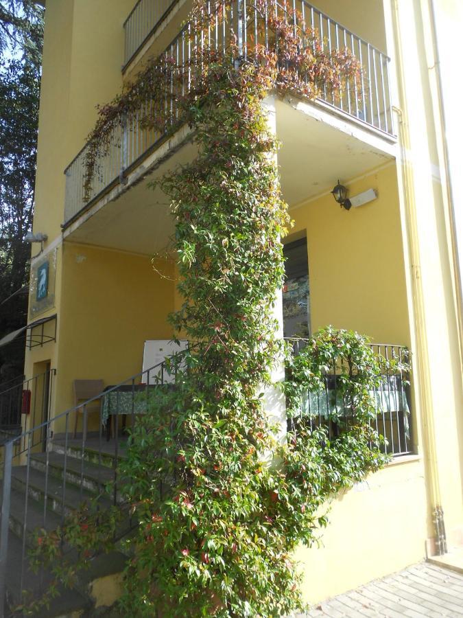 Residence Il Rampicante Monticelli Terme Eksteriør billede