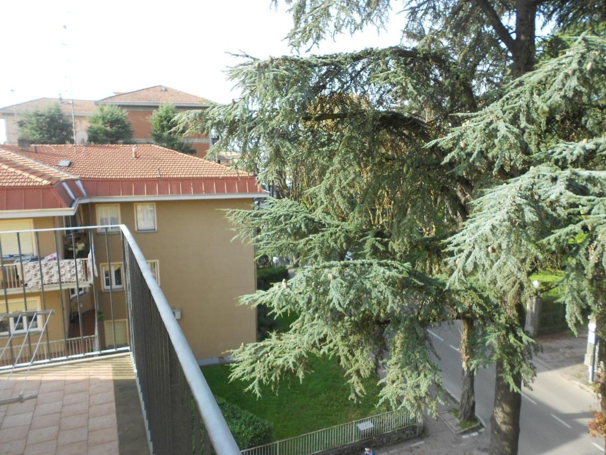 Residence Il Rampicante Monticelli Terme Værelse billede
